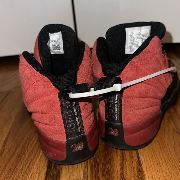 Nike Air Jordan Retro Reverse Flu Game Sneaker Shoe youth boys size 1.5 - Picture 3 of 5